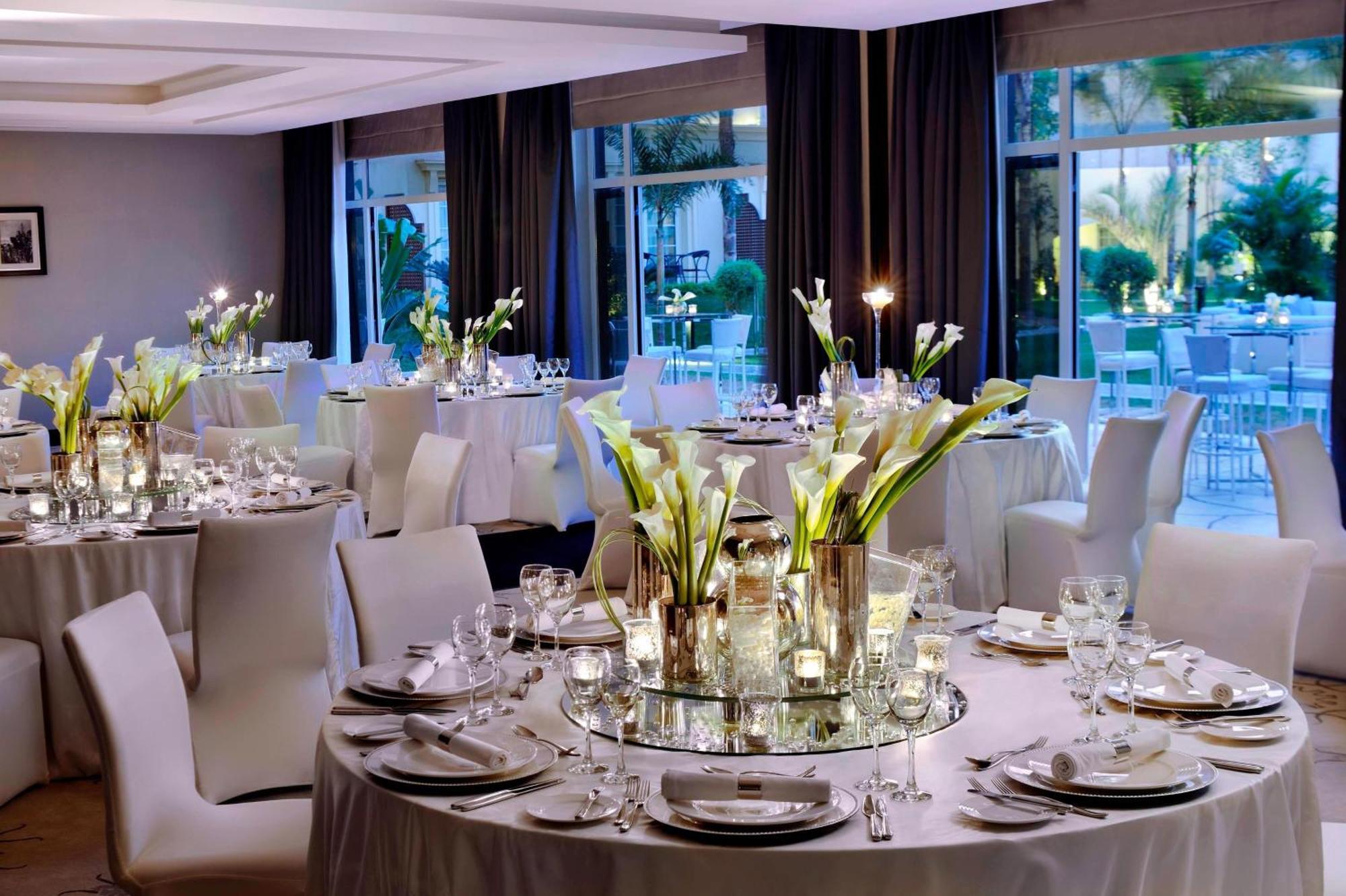 Renaissance Cairo Mirage City Hotel Bagian luar foto The Westin Palace Madrid