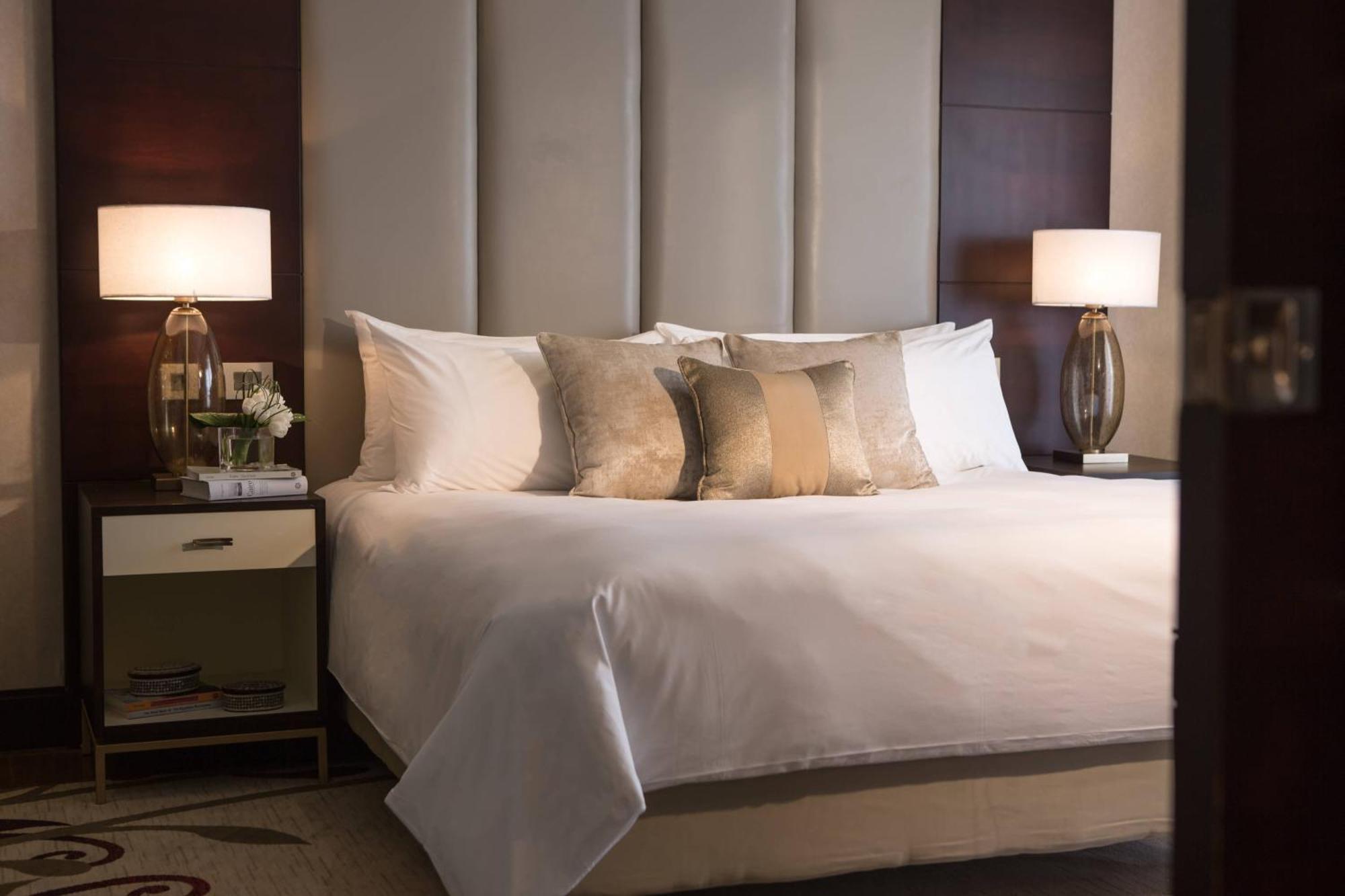 Renaissance Cairo Mirage City Hotel Bagian luar foto