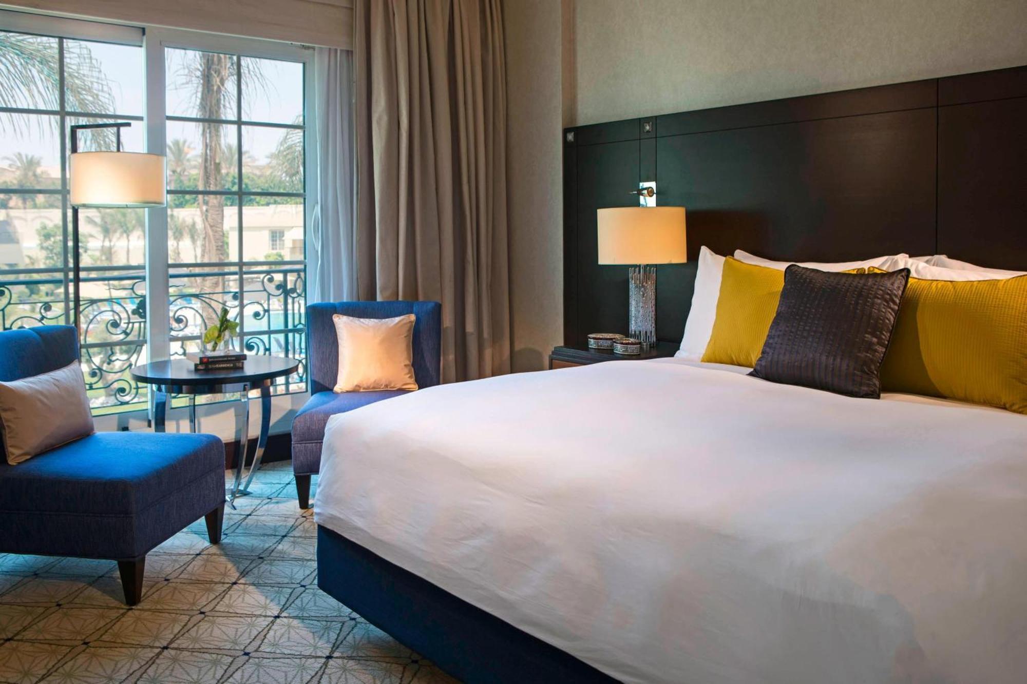 Renaissance Cairo Mirage City Hotel Bagian luar foto